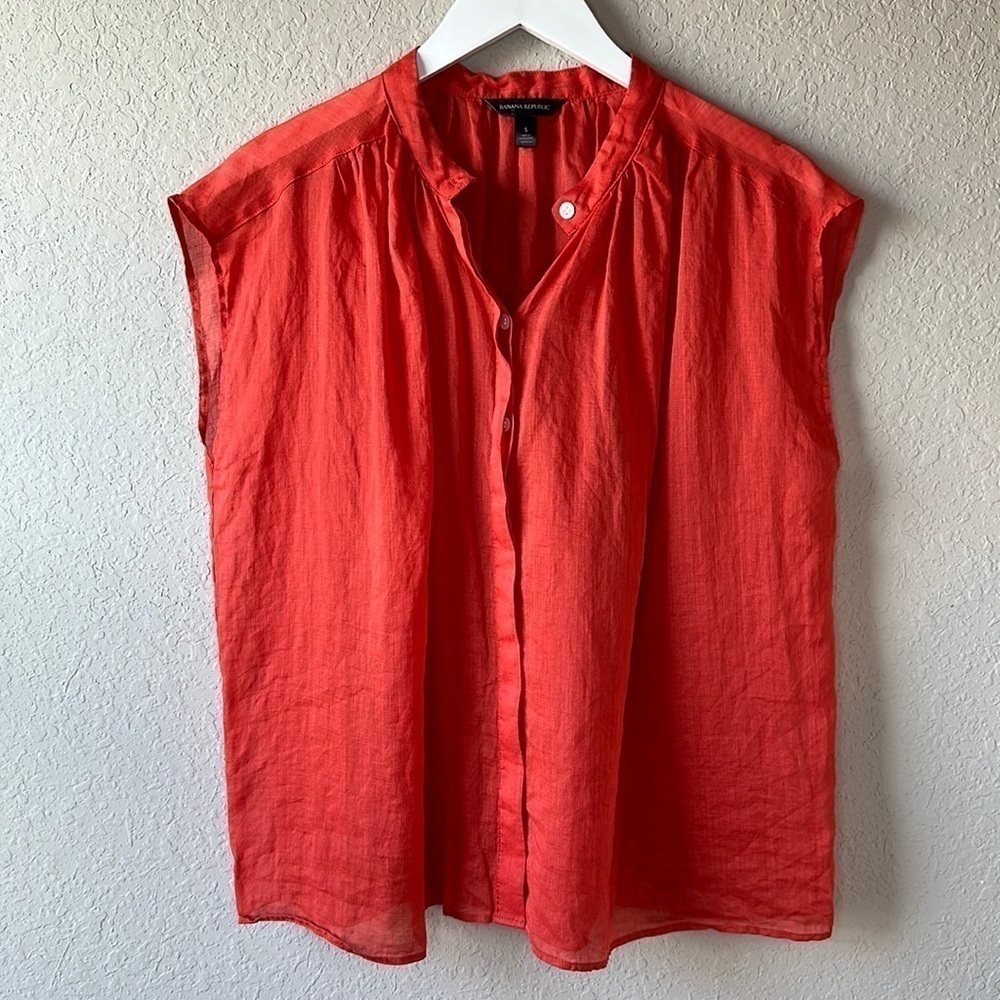 Banana Republic 100% Ramie Button Down Top‎ Size Small